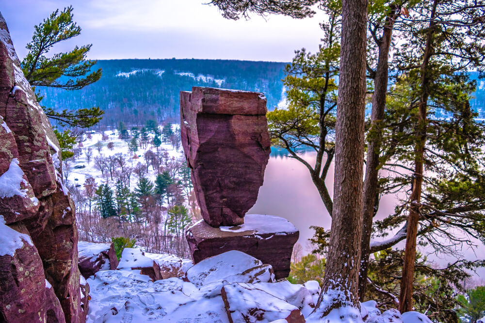 Photo of hiking trail covered with snow: one of the most popular things to do in Wisconsin Dells in winter