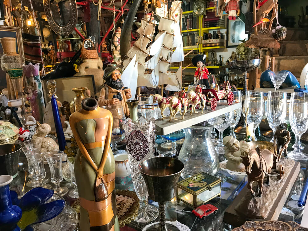 Photos of vintage items available at antique malls in Wisconsin Dells