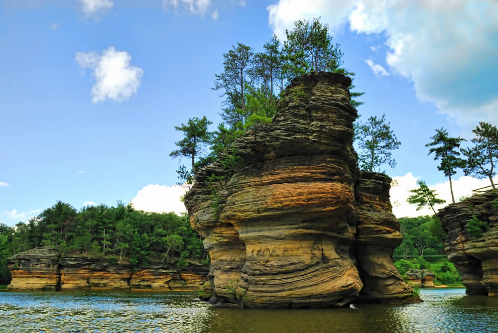Free things to Do in Wisconsin Dells: View of bluffs surrounding the Wisconsin River